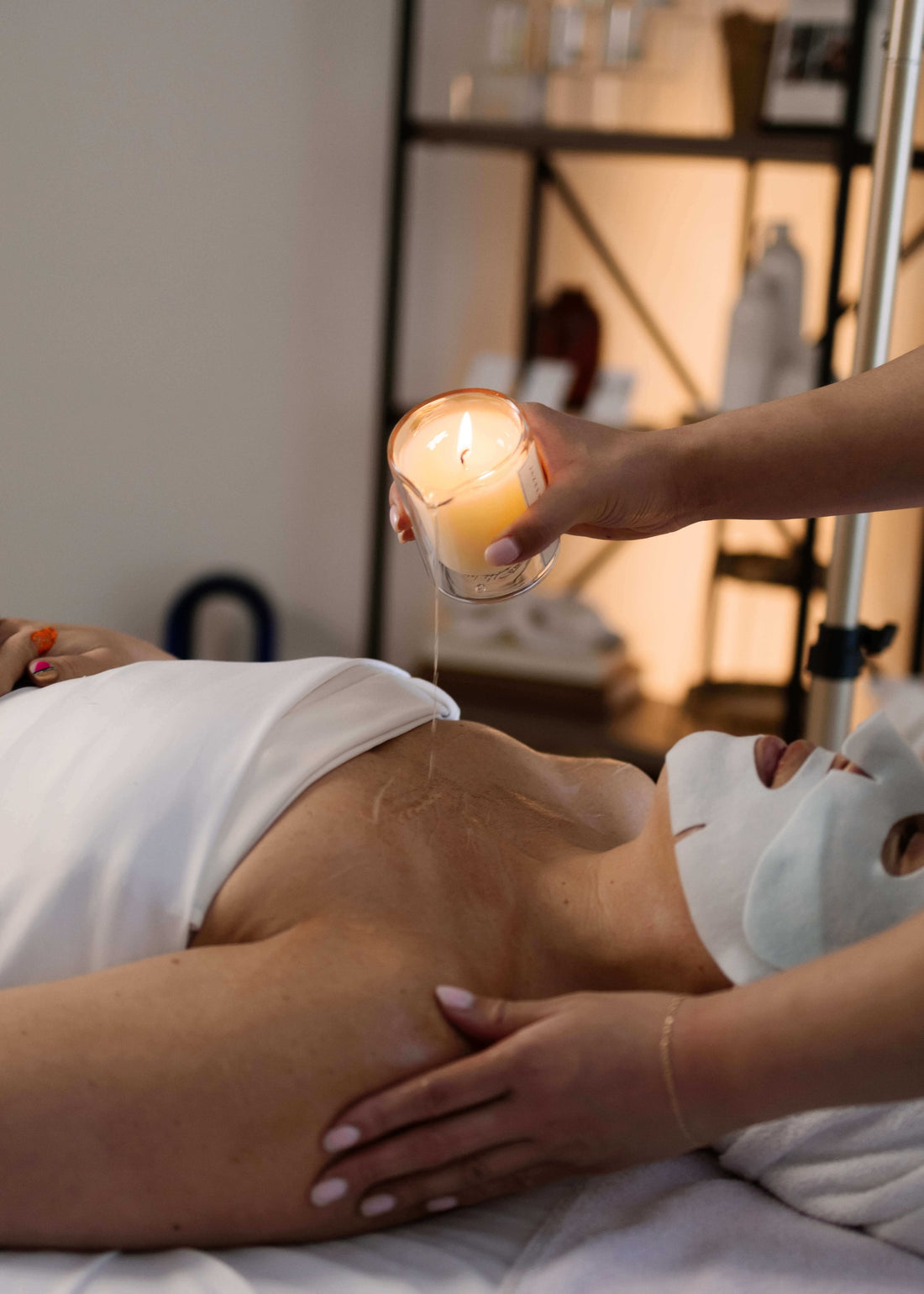 Body Serum Candle